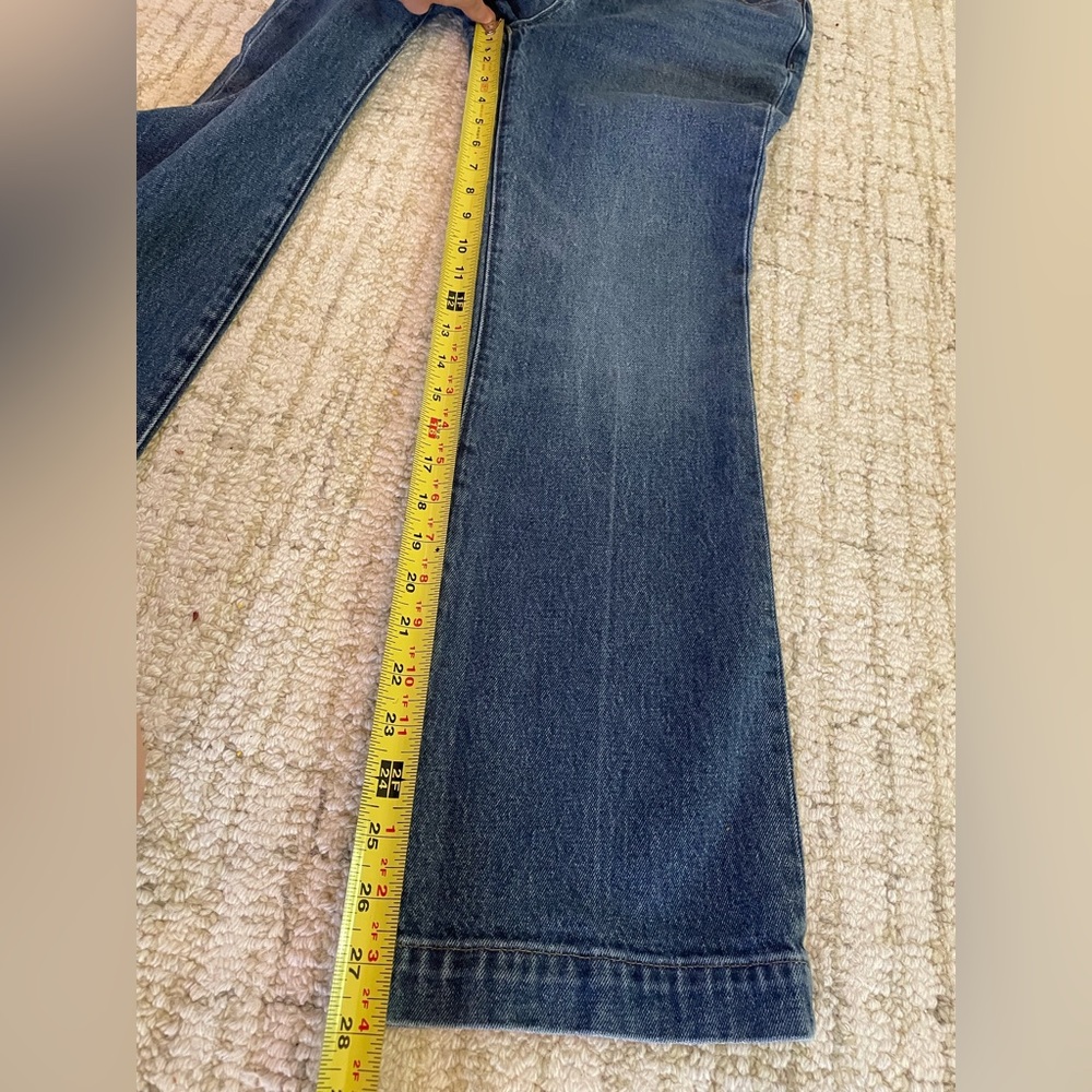 Madewell The Perfect Vintage Flare Crop Jean - Picture 7 of 9
